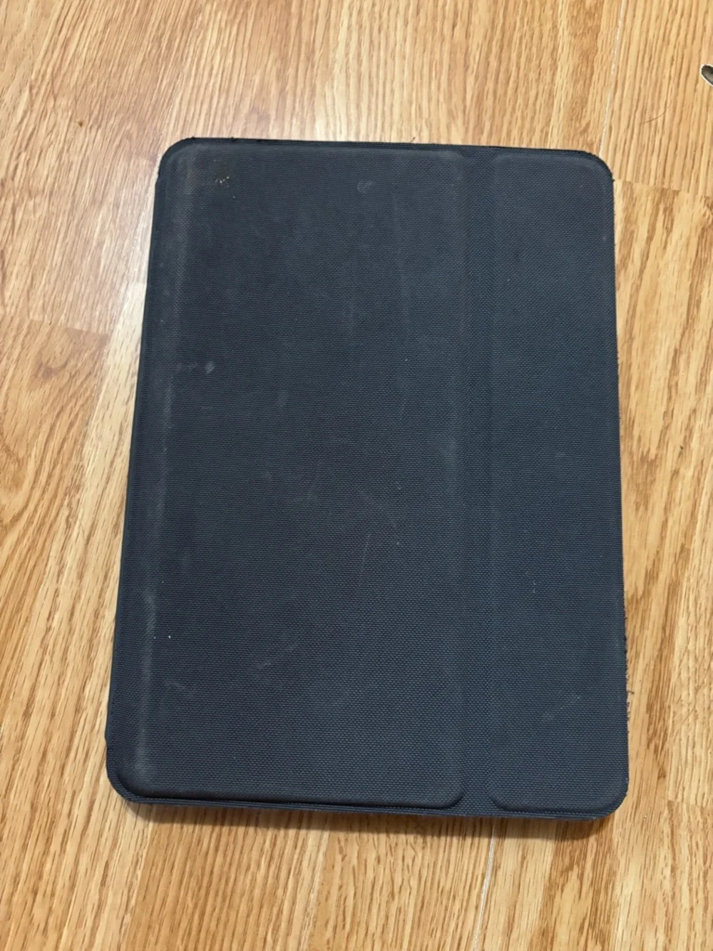 Slim Folio Keyboard Case for Tablet - Black